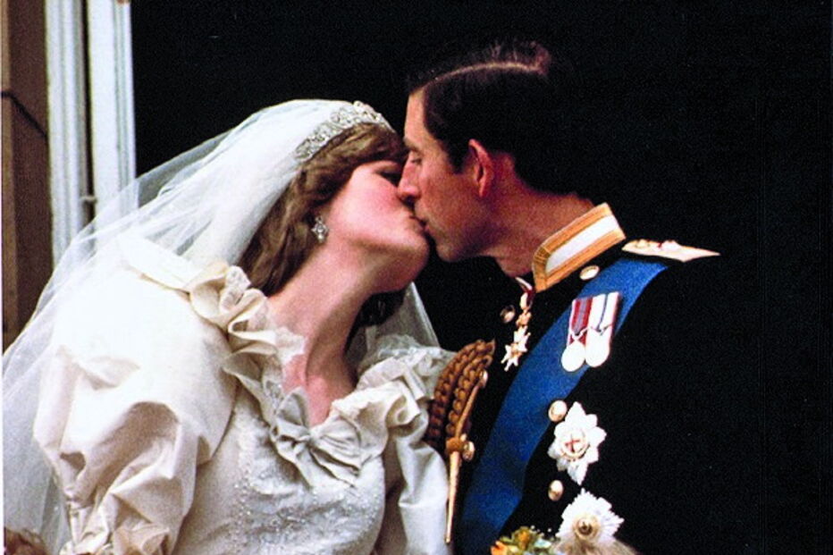 William, Diana, Camilla Parker-Bowles, Lady Di, Andrew Morton, Mercedes, Kensington, Harry, Carlos, Paris, Dodi Al Fayed, Sunday Mirror, França, Sunday Mirror, França, questões sociais, morte