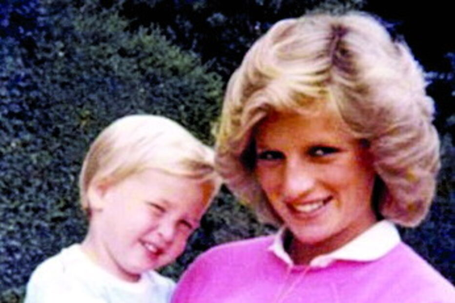 William, Diana, Camilla Parker-Bowles, Lady Di, Andrew Morton, Mercedes, Kensington, Harry, Carlos, Paris, Dodi Al Fayed, Sunday Mirror, França, Sunday Mirror, França, questões sociais, morte