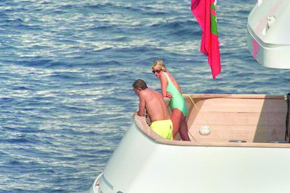 Harry, Lady Di, Paris, Dodi Al-Fayed, Diana de Gales, James Hewitt, Channel Seven, BBC, Carlos de Inglaterra, Camilla Parker-Bowles, questões sociais, interesse humano