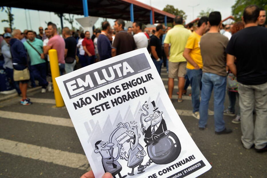 Trabalhadores em greve na Autoeuropa