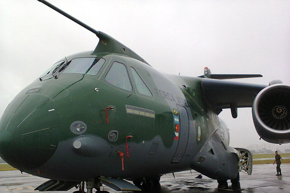 KC-390