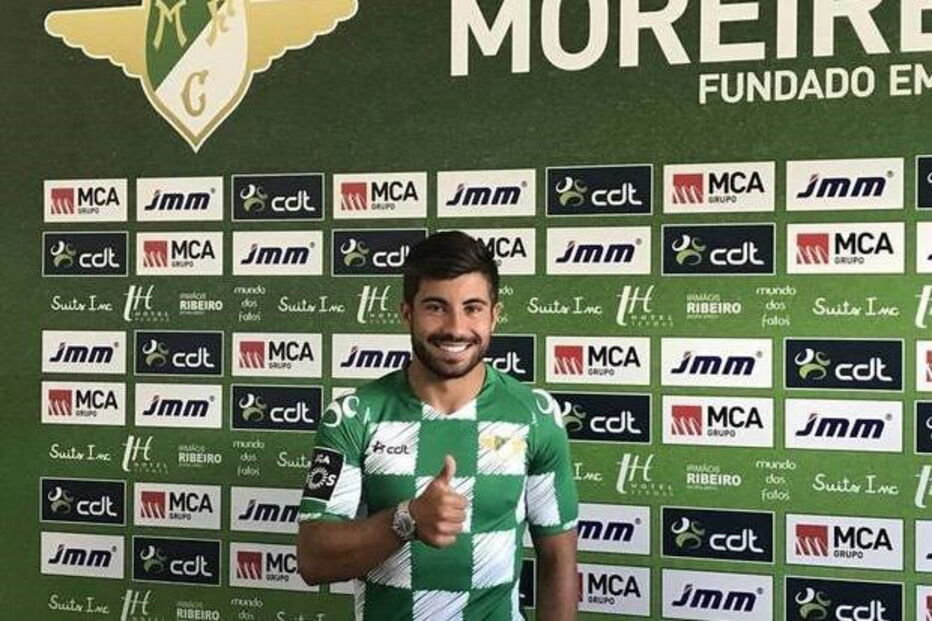 Tozé no Moreirense por empréstimo