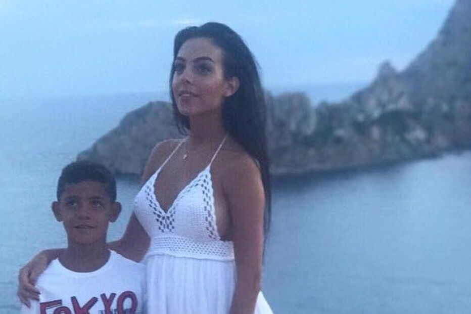 Georgina levou Cristianinho numa viagem com as amigas