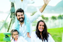 2017-09-02_22_30.32 O ator com a mulher e os filhos Vicente e Francisca.jpg