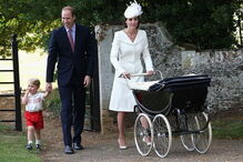 William e Kate com os filhos George e Charlotte