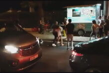 Paulo Santos tinha 35 anos e era gerente de um bar. Foi violentamente espancado junto a uma rulote de comida