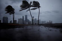 Miami parece uma cidade-fantasma à espera do furacão Irma