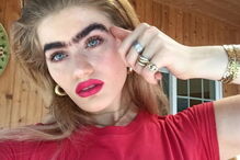 Modelo com ‘monocelha’ dá que falar nas redes sociais