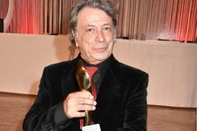 O cantor francês Herve Vilard