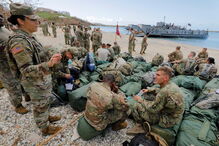 Furacão Maria aproxima-se das ilhas Virgem Americanas, onde forças armadas tomam posição