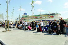 Cerca de duas mil pessoas embarcaram em Lisboa no cruzeiro gay