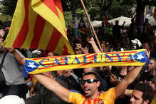 Milhares saíram à rua em Barcelona para protestar contra detenções ligadas ao referendo independentista