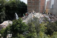 As destruição provocada pelo sismo no México vista do céu