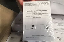 Boletins de voto para o referendo, encontrados na Catalunha