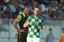 Rafael Costa celebra o golo marcado ao Sporting