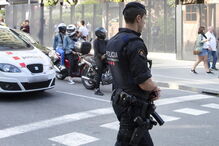 Agentes dos Mossos d'Esquadra, a polícia da Catalunha