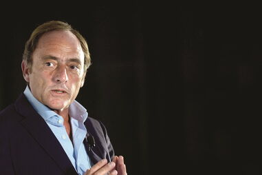 Portas defende que "a melhor coisa que Portugal pode fazer é preservar a sua estabilidade" 