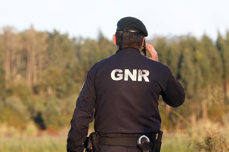 Detido foi transportado para as instalações da GNR
