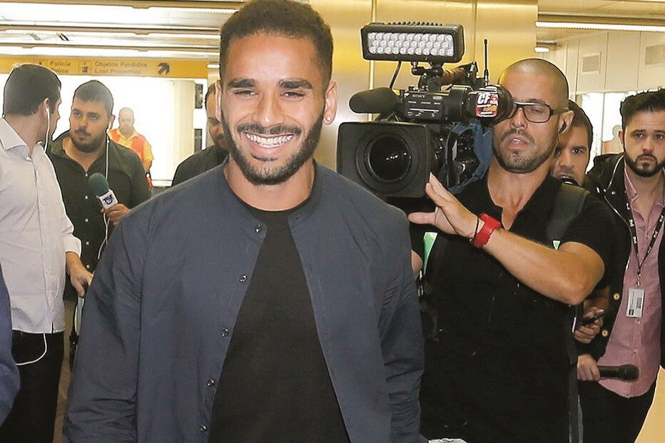 Portugal, Europa, Rui Vitória, Benfica, Douglas, Barcelona, Portimonense, André Almeida, Liga, Luz, Luisão, Jonas, Júlio César, São Paulo, Sp. Gijón, desporto, futebol