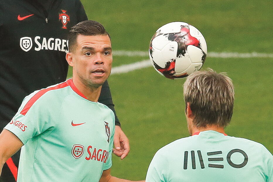 Campeonato do Mundo, Fernando Santos, Portugal, Hungria, Cristiano Ronaldo, Arena Groupama, Mundial da Rússia, Grupo B, Budapeste, Adrien, Suíça, Bruno Alves, Ilhas Faroé, CR7, Real Madrid, Seleção, Pepe, desporto, futebol