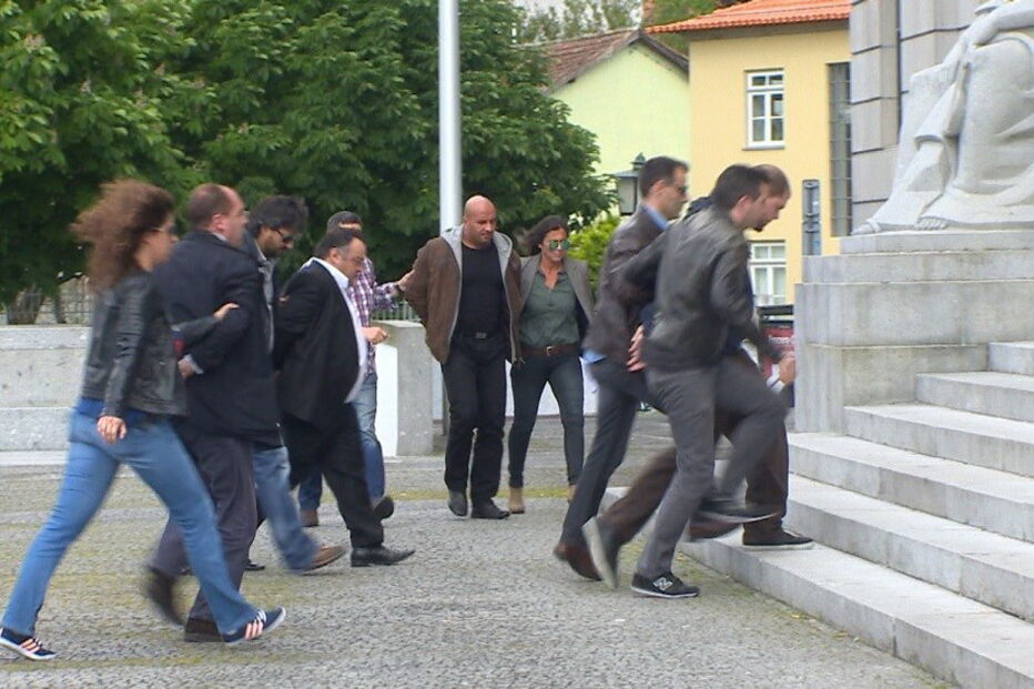 Suspeitos, em maio do ano passado, quando foram presos pela Polícia Judiciária do Porto     