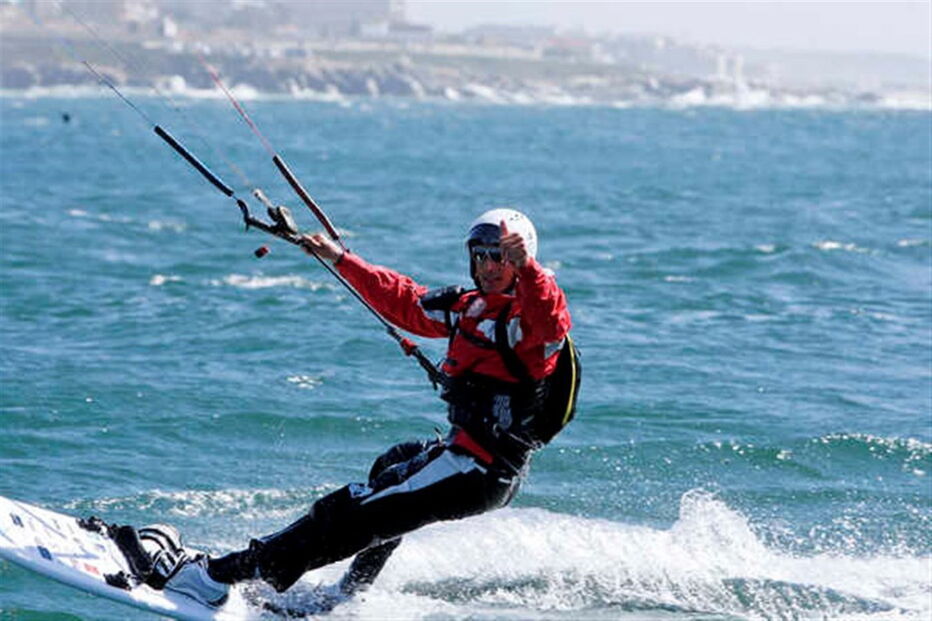 O kitesurfer Francisco Lufinha