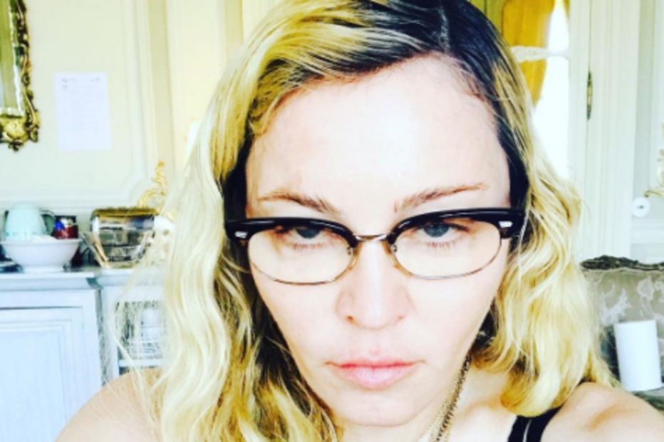 Madonna, FedEx, encomenda, pacote, rainha do pop, lisboa, portugal