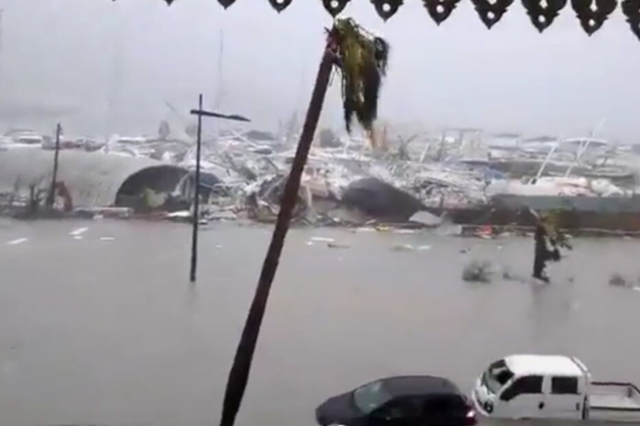 Imagens dos estragos do furacão Irma