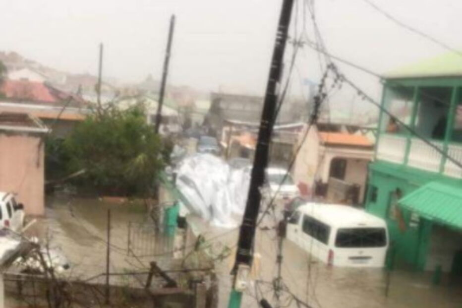 Imagens dos estragos do furacão Irma