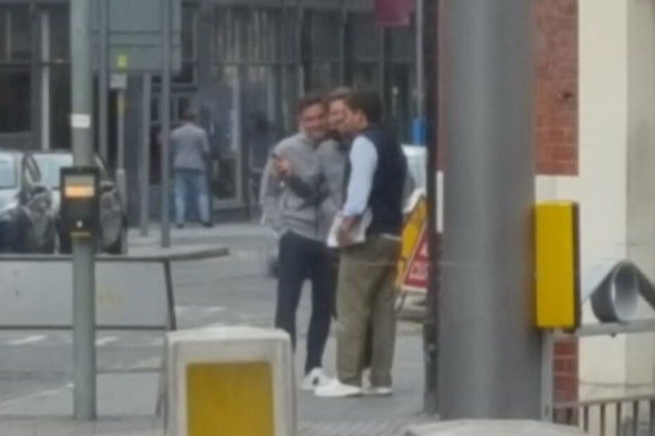 Agente imobiliário fotografou Adrien em Leicester