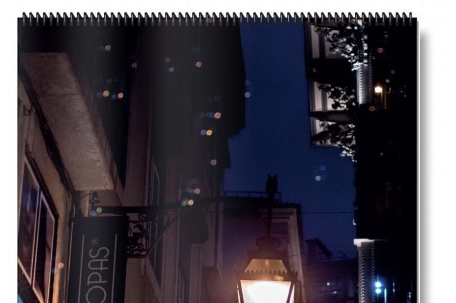 Mulheres tiram camisola por luta contra o cancro em calendário solidário