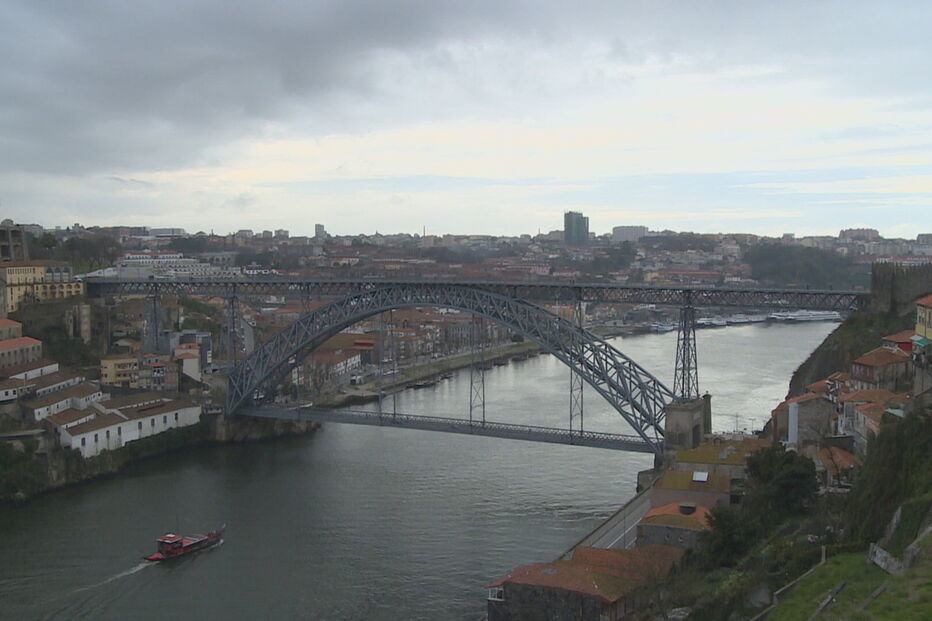 Turismo e habitação dominaram debate às autárquicas no Porto