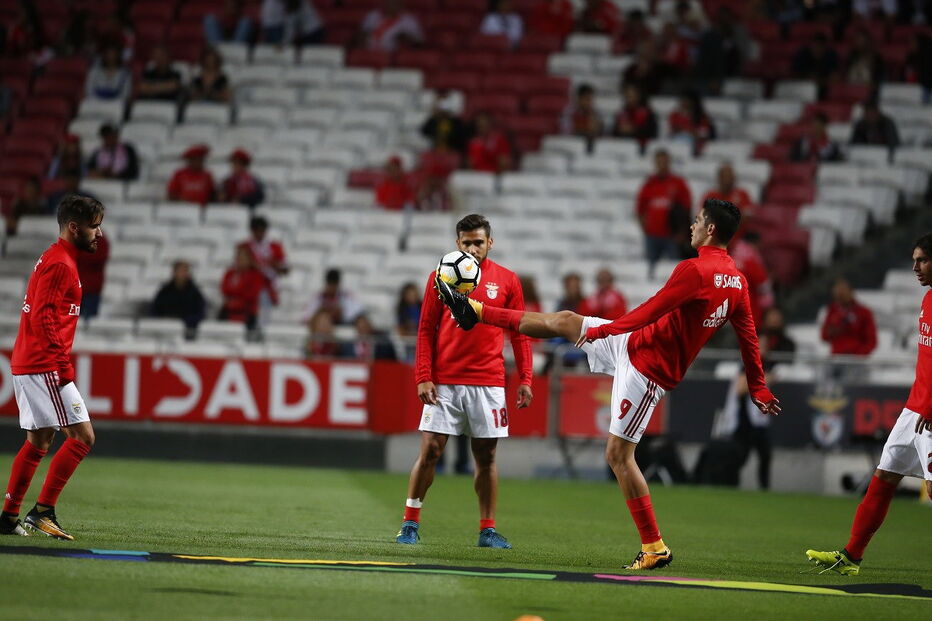 Benfica e Portimonense defrontam-se no Estádio da Luz