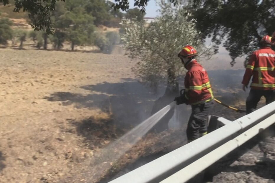 Fundão, fogo, incêndio, bombeiros, operacionais