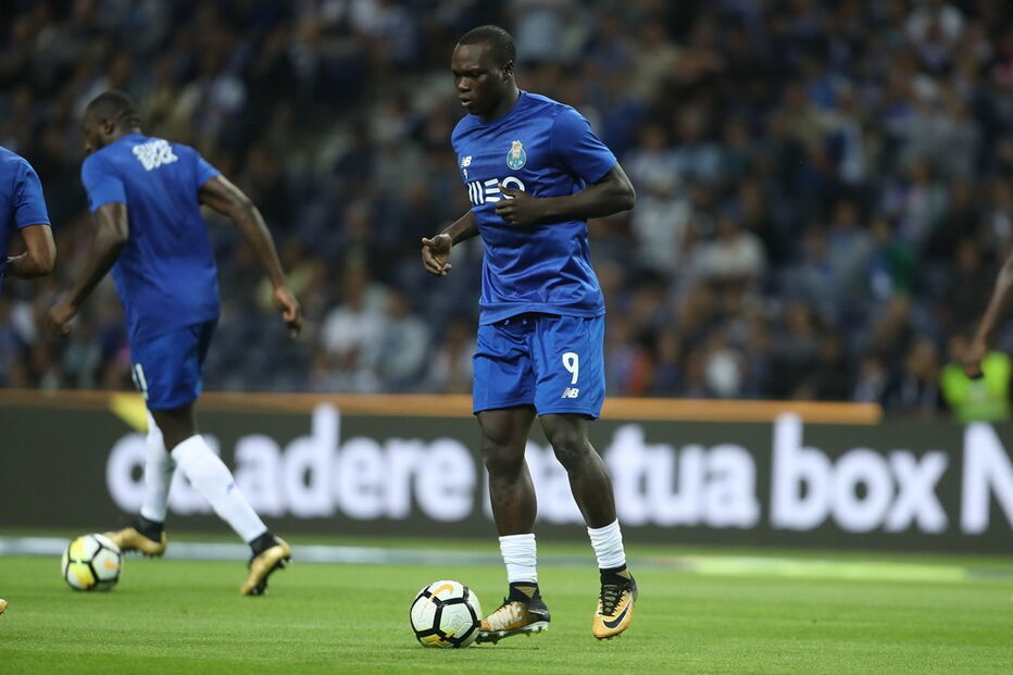 FC  Porto e Chaves defrontam-se no Estádio do Dragão