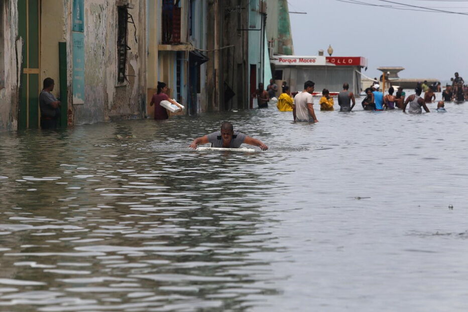 Furacão Irma provocou grandes inundações na Florida, nos EUA