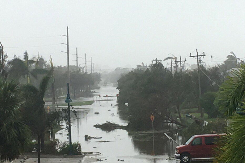 Furacão Irma provocou grandes inundações na Florida, nos EUA