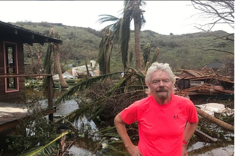 Bilionário partilha imagens de ilha destruída pelo furacão Irma
