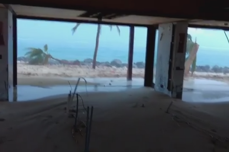 Bilionário partilha imagens de ilha destruída pelo furacão Irma