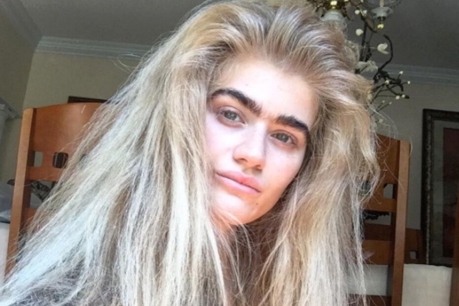 Modelo com ‘monocelha’ dá que falar nas redes sociais