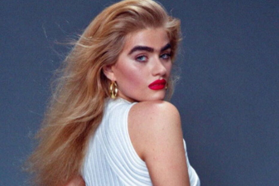 Modelo com ‘monocelha’ dá que falar nas redes sociais