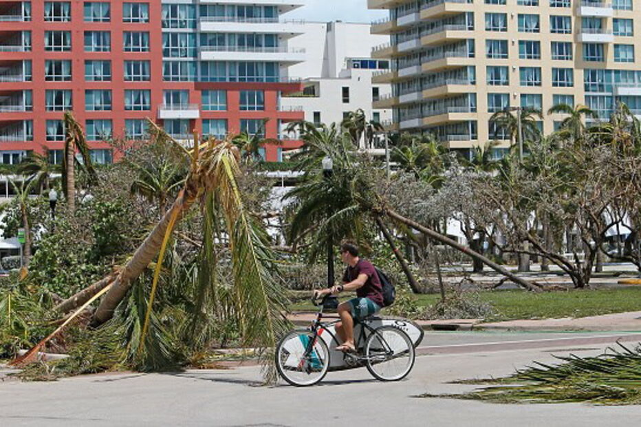 Furacão Irma deixa rasto de destruição