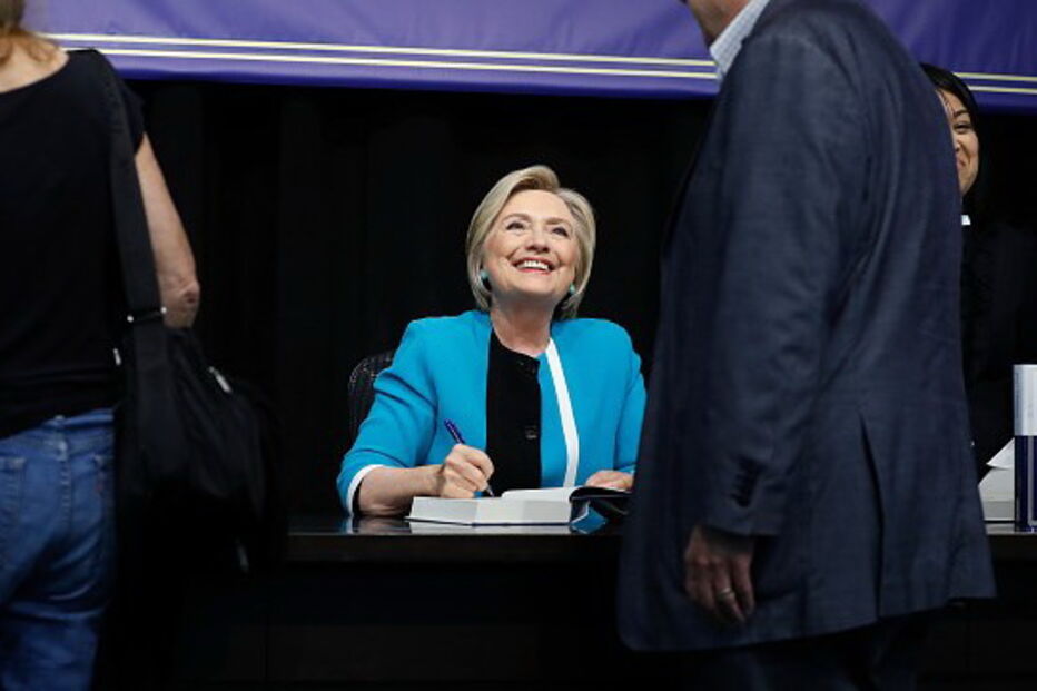 Hillary Clinton lançou livro sobre eleições nos EUA