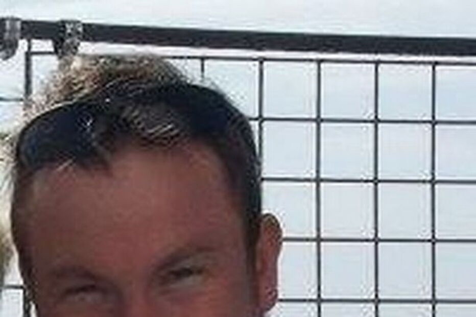 Mãe de duas crianças morre na banheira após descobrir que estava grávida