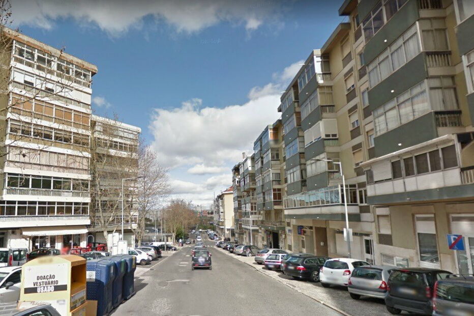 A Rua Mira Fernandes, em Lisboa