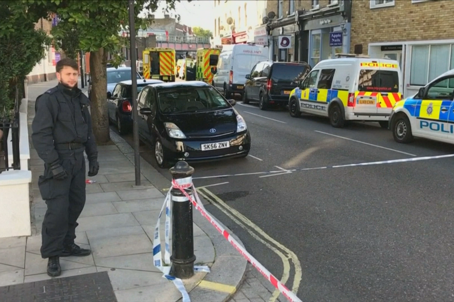 Ataque terrorista faz 30 feridos no metro de Londres