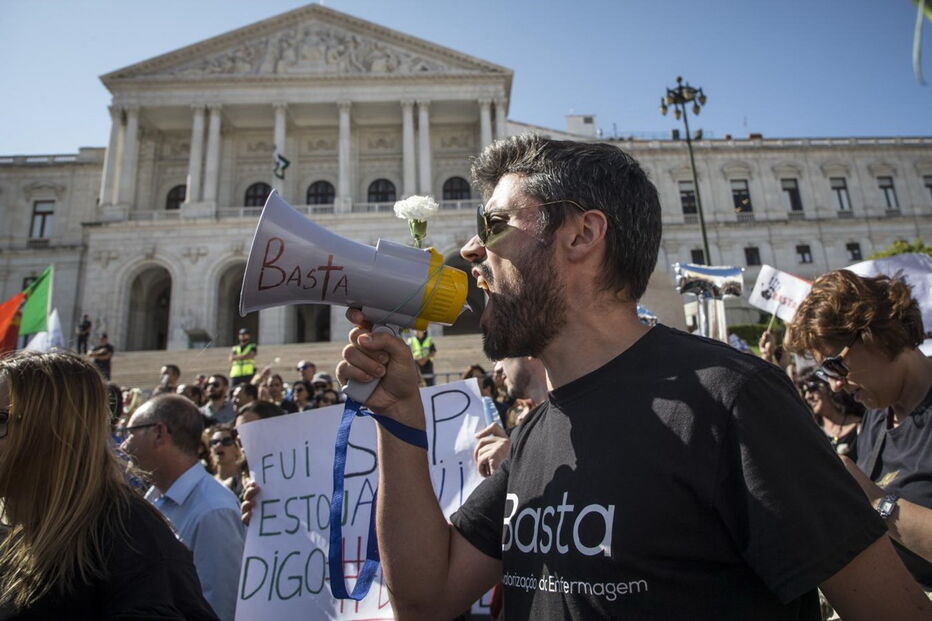 Manifestação dos enfermeiros