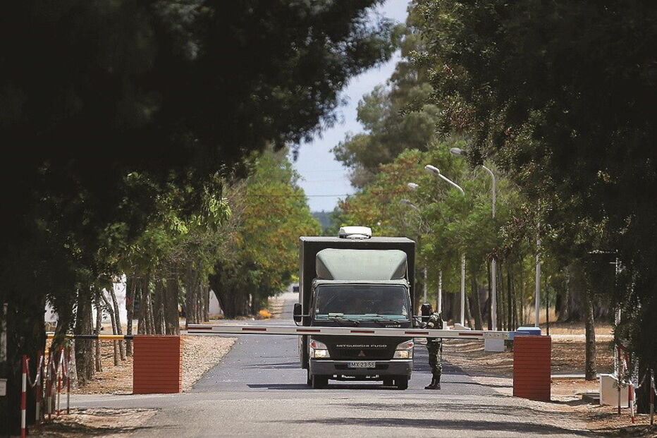 Tancos, roubo, armas, capitão, ANS, sargento, presidente da ANS, Mário Ramos, Associação Nacional de Sargentos, Regimento de Engenharia, Base de Tancos, Expresso, PJ, Espanha, política, defesa