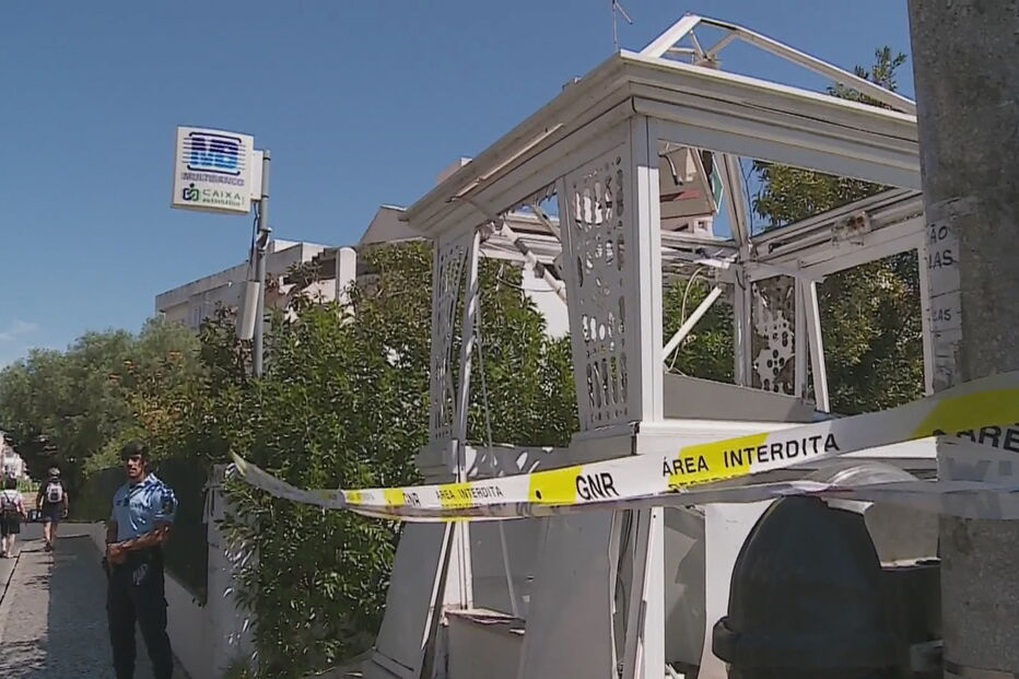 Assaltam multibanco em Albufeira com recurso a explosivos