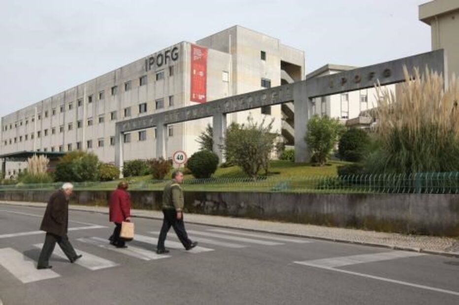 Equipamentos em fim de vida e falta de recursos humanos dificultaram a produção cirúrgica no IPO de Coimbra 